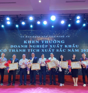 VILACONIC RECEIVED A CERTIFICATE OF MERIT FROM THE PEOPLE'S COMMITTEE OF NGHE AN PROVINCE - MARKING SUCCESS ON THE EXPORT JOURNEY IN 2023.